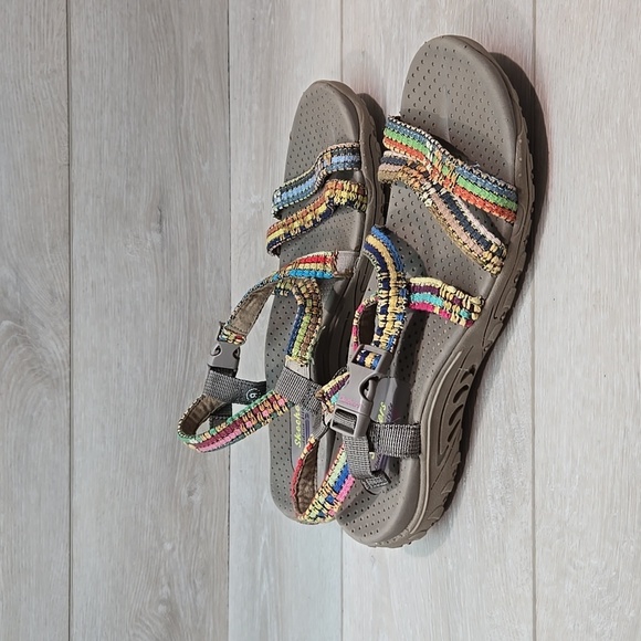 Skechers Womens Outdoor Lifestyle Outdoor Hiking Sandals shoes sz 9 - Picture 1 of 12